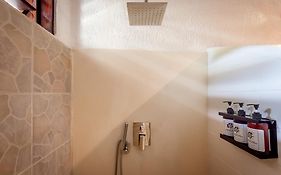 Beachfront Hotel La Palapa - Adults Only